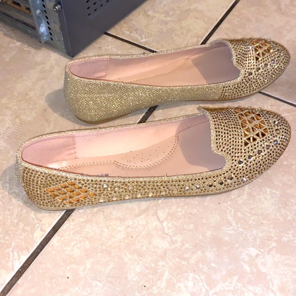 Forever Comfort Ballet Flats Champagne Rhinestones Women's Size 9 - Picture 3 of 5